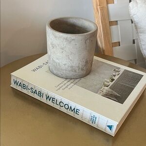 Wabi-Sabi Welcome Book in Cream